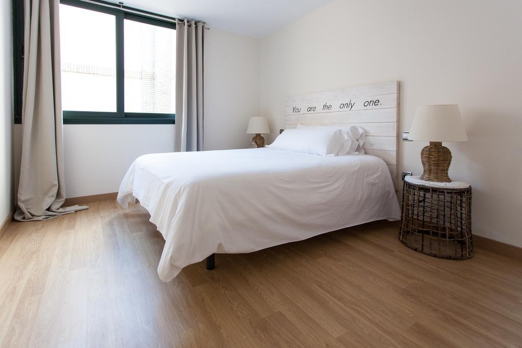 Apartments Ole - Albareda 24 Sevilla Oda fotoğraf