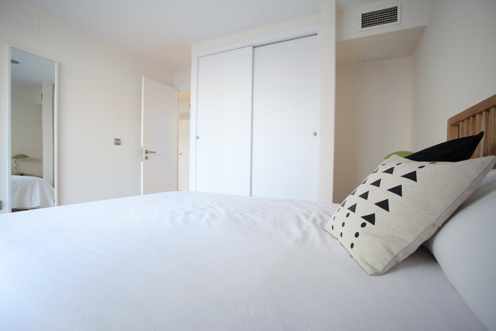 Apartments Ole - Albareda 24 Sevilla Oda fotoğraf