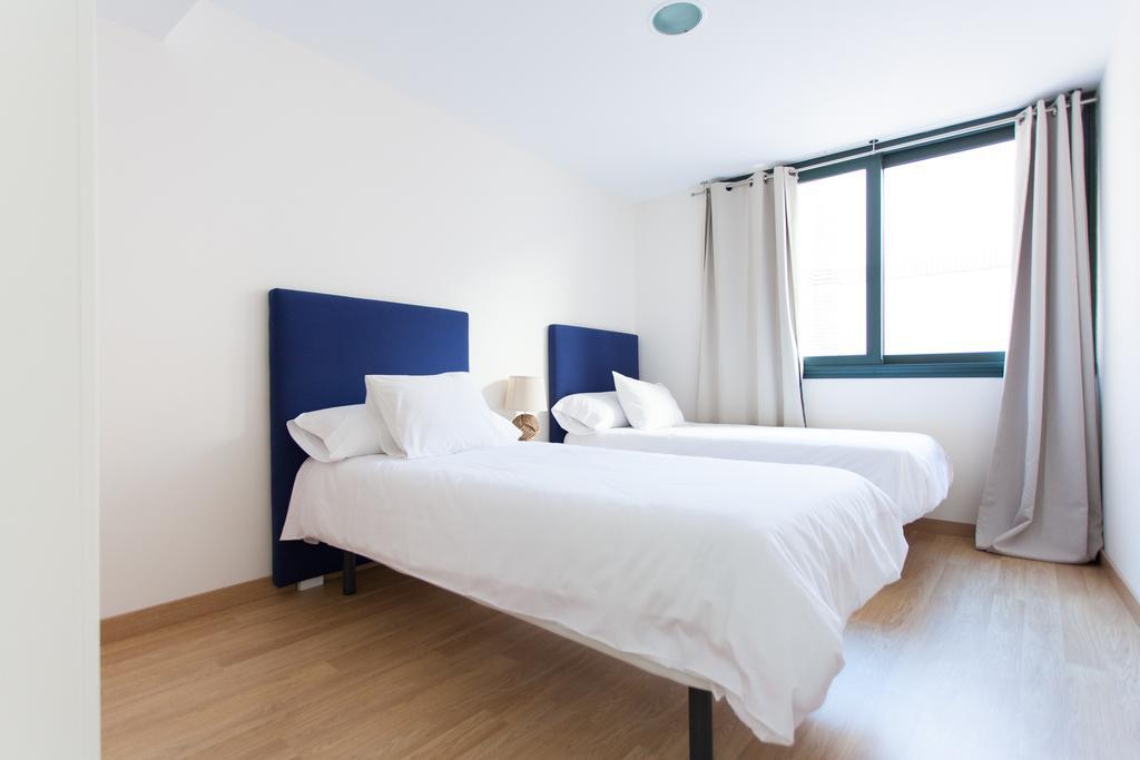 Apartments Ole - Albareda 24 Sevilla Oda fotoğraf