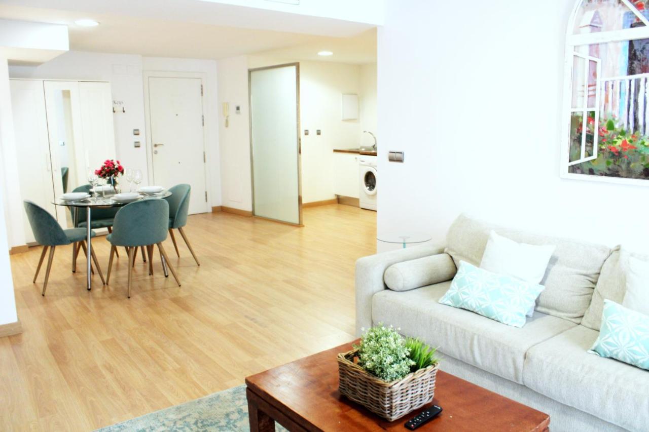 Apartments Ole - Albareda 24 Sevilla Dış mekan fotoğraf