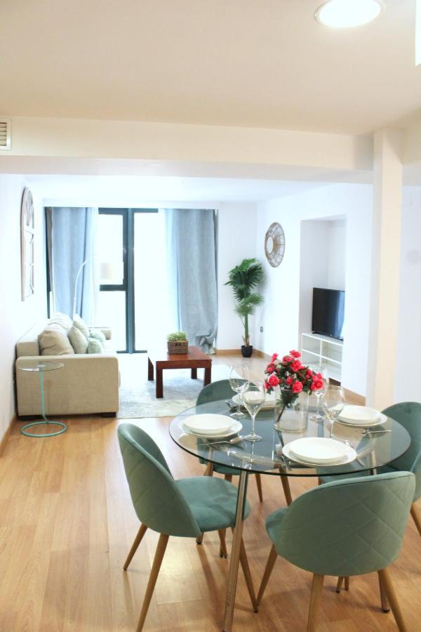 Apartments Ole - Albareda 24 Sevilla Dış mekan fotoğraf