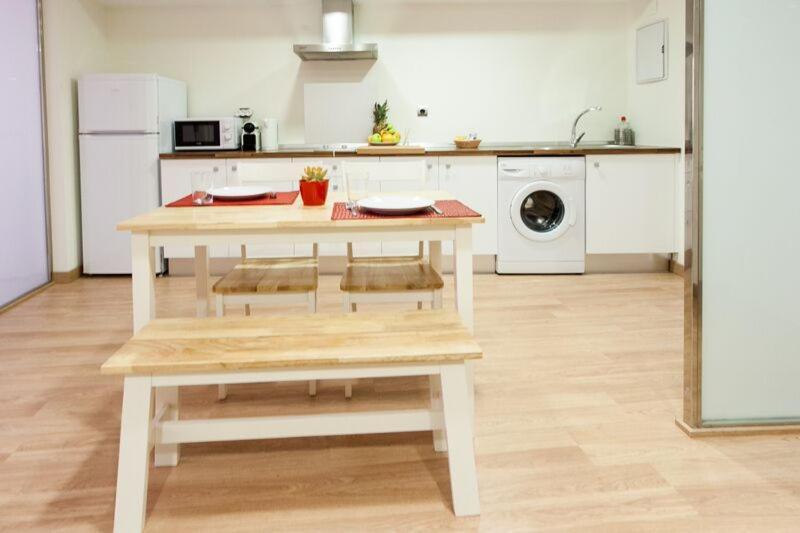Apartments Ole - Albareda 24 Sevilla Dış mekan fotoğraf