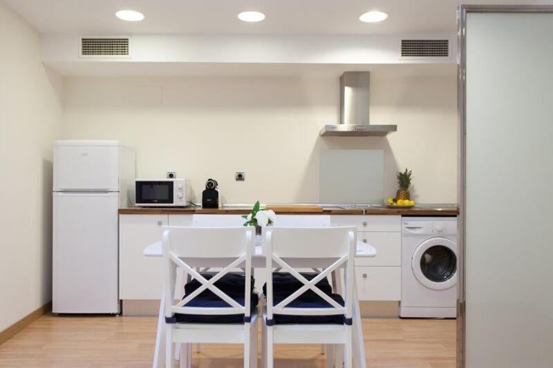 Apartments Ole - Albareda 24 Sevilla Dış mekan fotoğraf