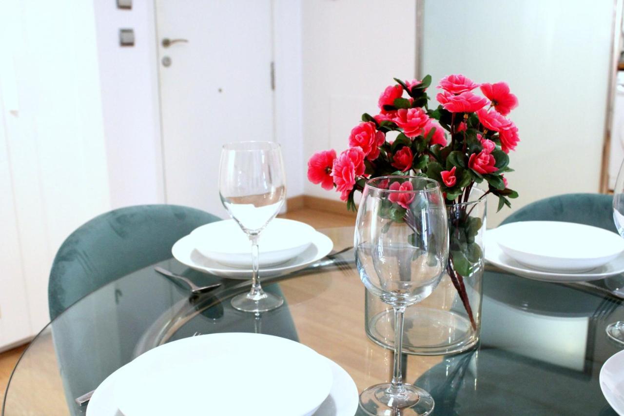 Apartments Ole - Albareda 24 Sevilla Dış mekan fotoğraf