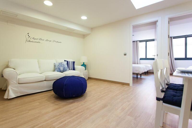 Apartments Ole - Albareda 24 Sevilla Dış mekan fotoğraf